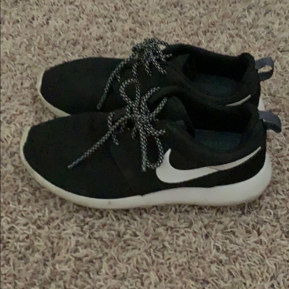 Nike Roushe - Picture 4 of 4